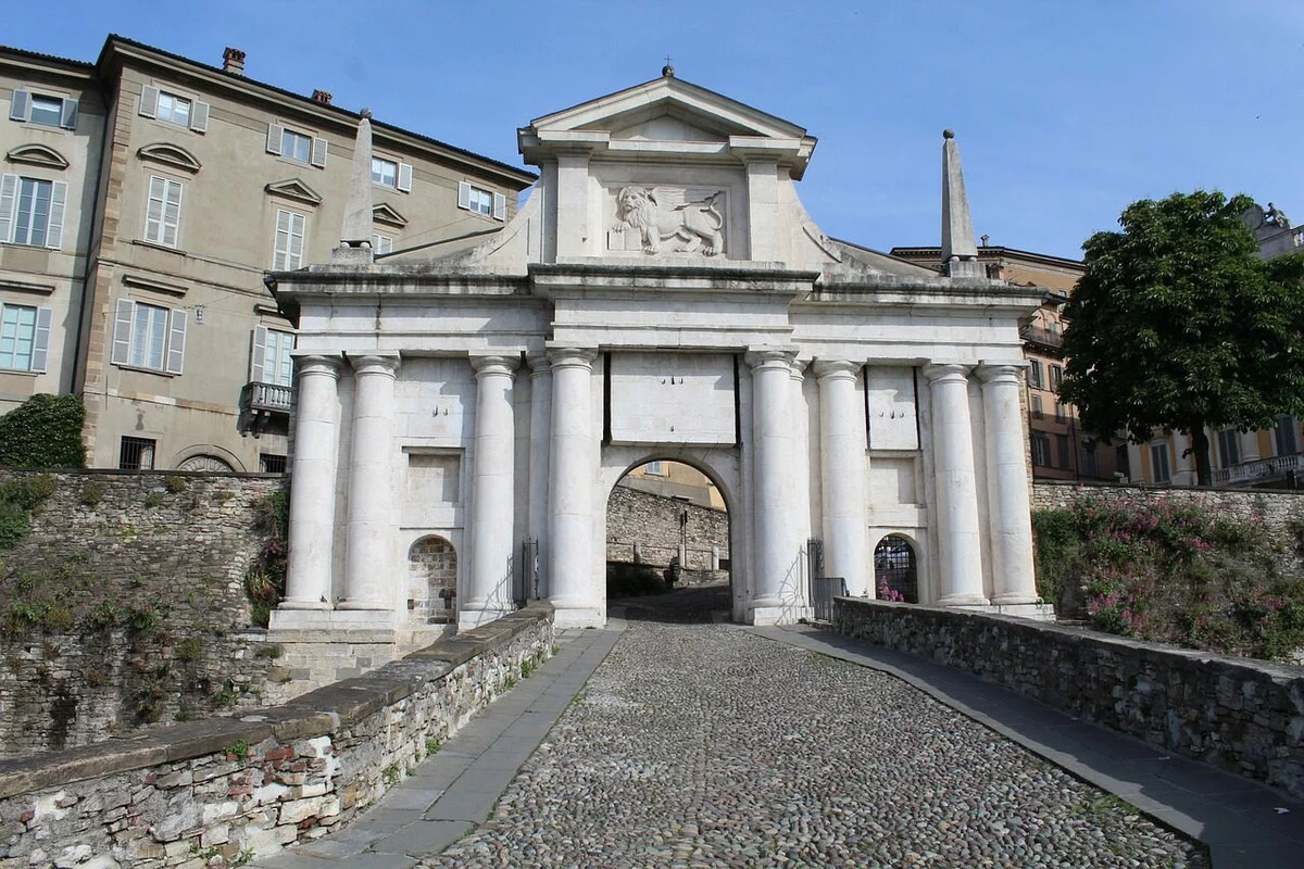 Porta S. Giacomo
