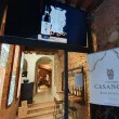 Arte e degustazione di vini al Podere Casanova di Montepulciano